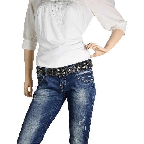 b.belt Cinturón de piel con tachuelas