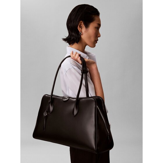 Calvin Klein Embossed Bolsa de hombro 47 cm