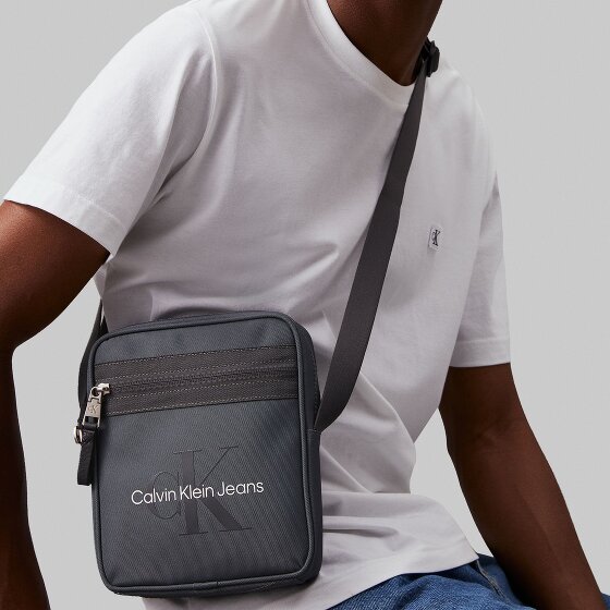Calvin Klein Jeans Sport Essentials Bolsa de hombro 21 cm