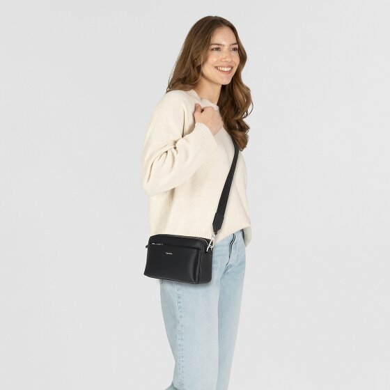 Calvin Klein CK Must Bolsa de hombro 22 cm