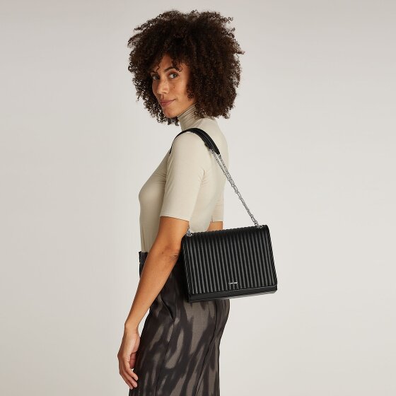 Calvin Klein Mini Line Quilt Bolsa de hombro 26 cm