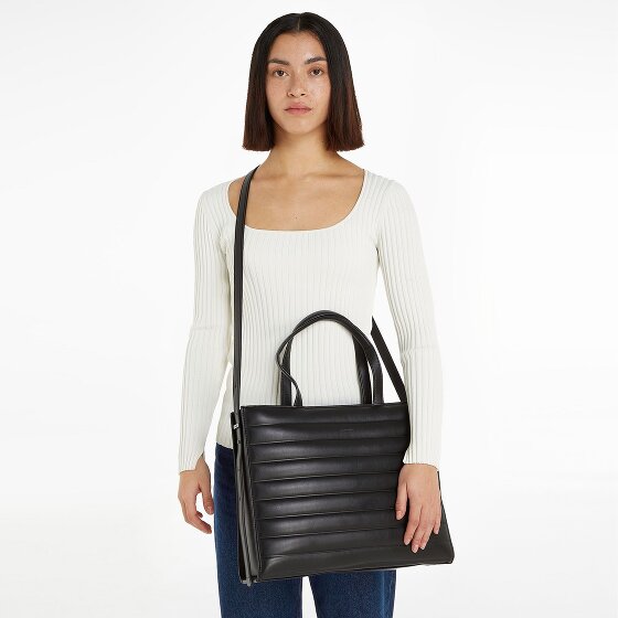 Calvin Klein Line Quilt Bolsa de hombro 38 cm