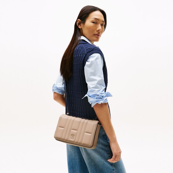 Tommy Hilfiger TH Feminine Bolsa de hombro 26 cm