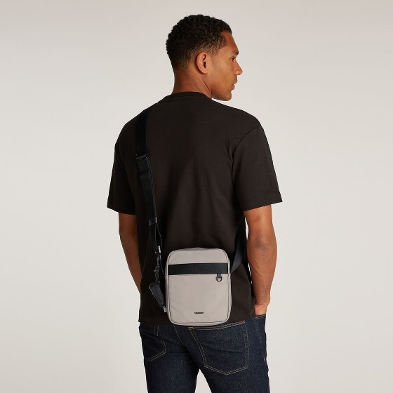 Calvin Klein CK Est. Bolsa de hombro Mini Bag 17 cm