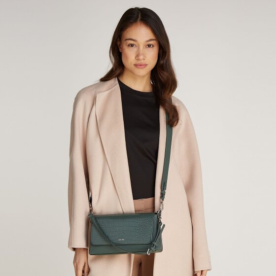 Calvin Klein CK Must Bolsa de hombro 26.5 cm