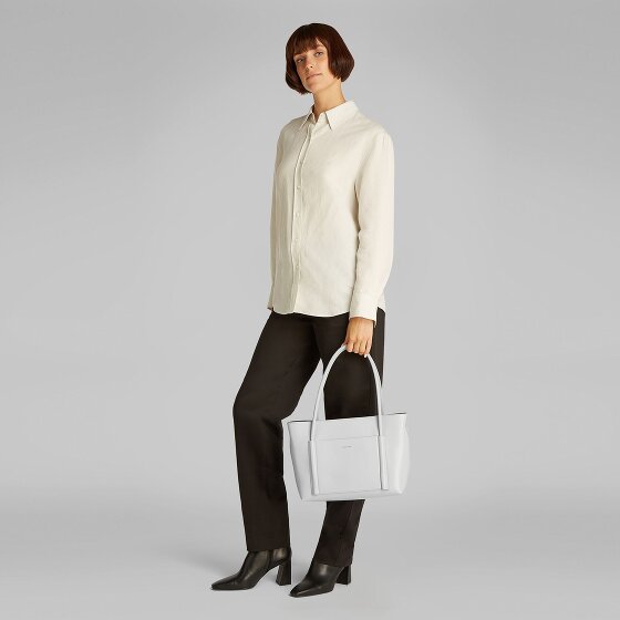 Calvin Klein CK Essential Bolsa de hombro 20 cm