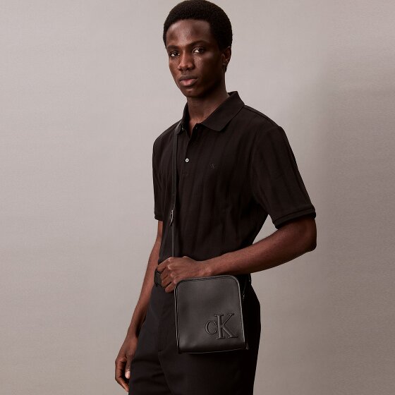Calvin Klein Sculpted Bolsa de hombro 17 cm