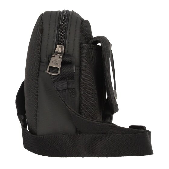 Calvin Klein Jeans Bolsa de hombro de 21 cm