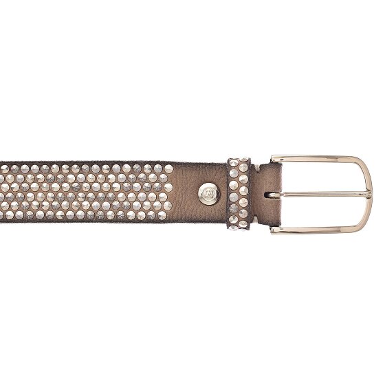 b.belt Cinturón de cuero con tachuelas