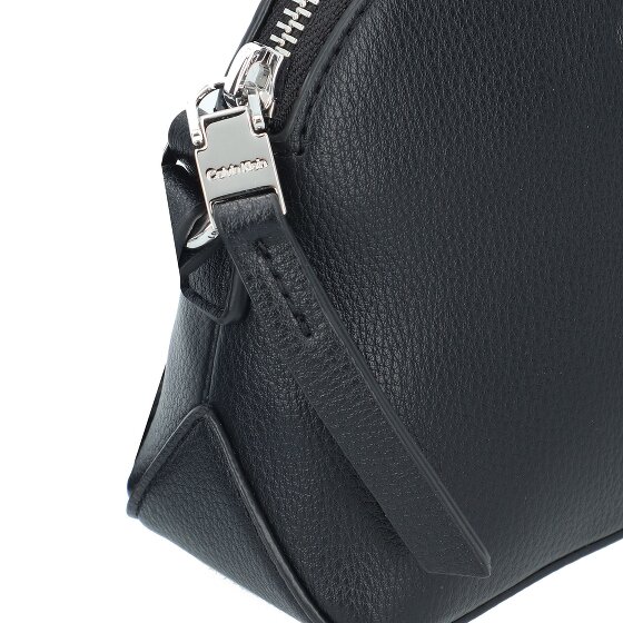 Calvin Klein CK Daily Bolsa de hombro 19 cm