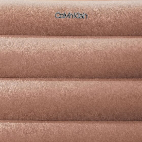 Calvin Klein Line Quilt Bolsa de hombro 22 cm
