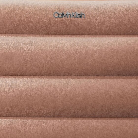 Calvin Klein Line Quilt Bolsa de hombro 22 cm