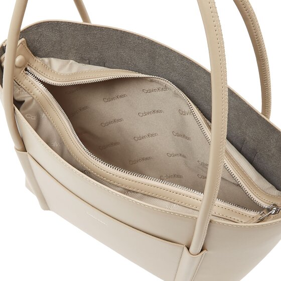 Calvin Klein CK Essential Bolsa de hombro 20 cm