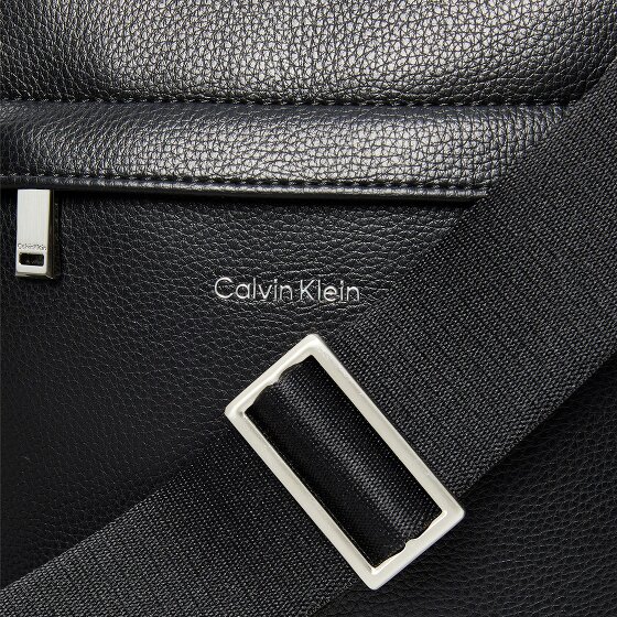 Calvin Klein Raised Bolsa de hombro 19 cm