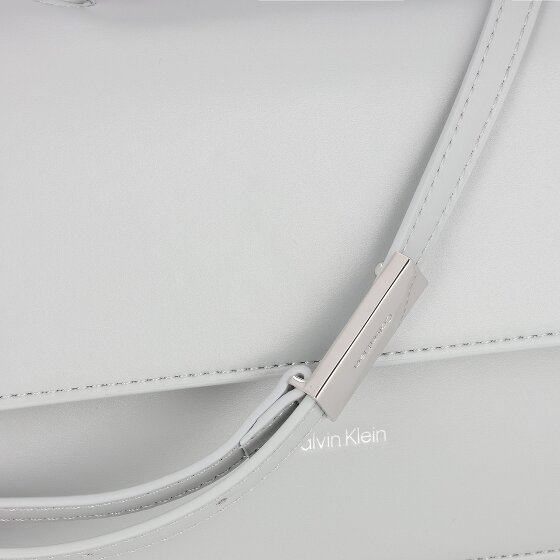 Calvin Klein CK Essential Bolso 20 cm