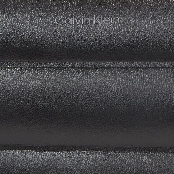 Calvin Klein Line Quilt Bolsa de hombro 22 cm