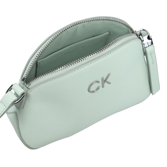 Calvin Klein CK Daily Bolsa de hombro 19 cm