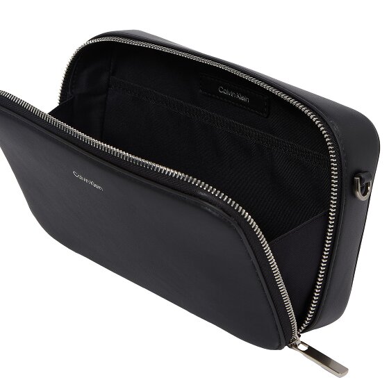 Calvin Klein CK Sleek Bolsa de hombro 23 cm