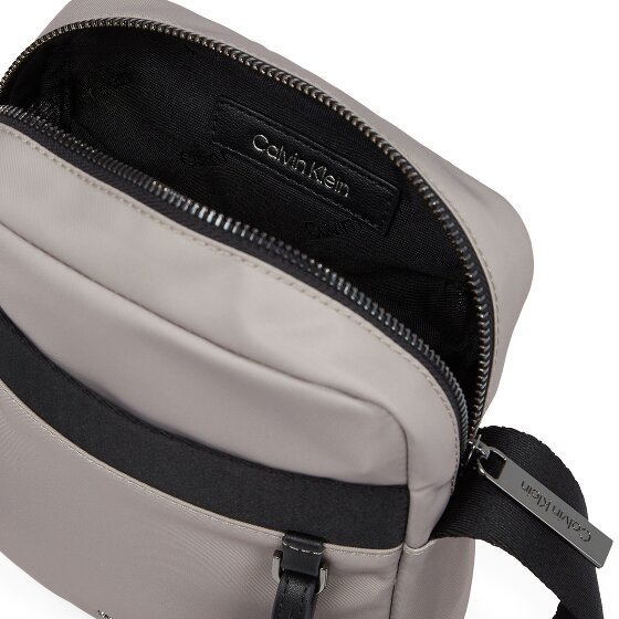 Calvin Klein CK Est. Bolsa de hombro Mini Bag 17 cm